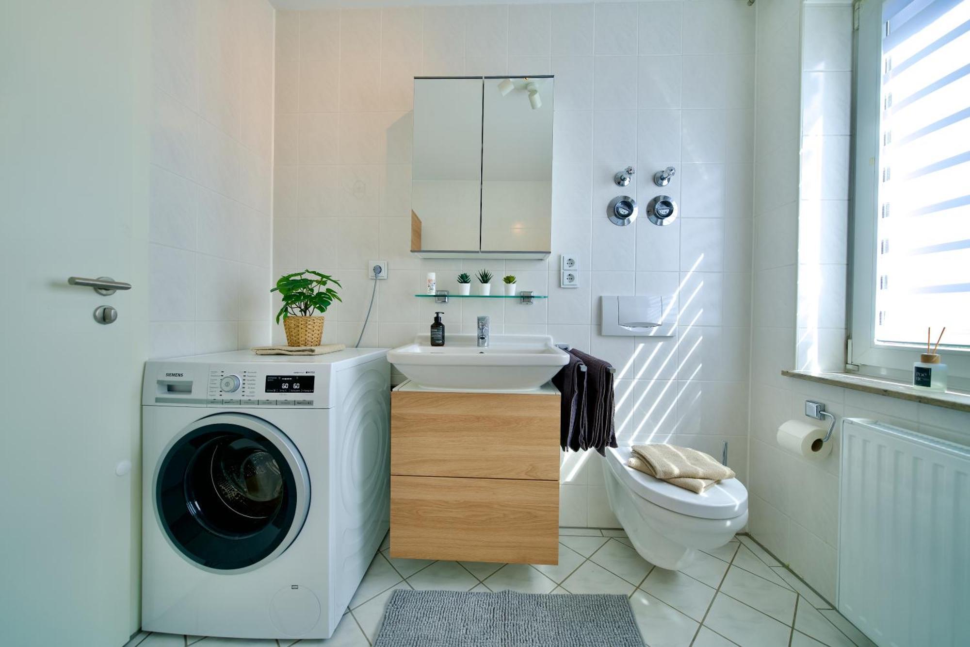 Апартаменти Edler Wohnraum Schwanenteich-Oase Mit Balkon, Kaffeevollautomat, Lift & Parkplatz Цвікау Екстер'єр фото